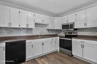 113 Cole Drive, Jacksonville, NC 28540 — 3-bedroom home in Bell Fork Homes, Jacksonville, NC, photo 11 of 33