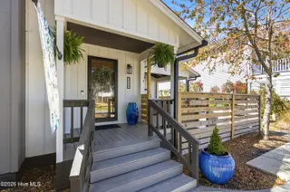 215 NE 52nd Street, Oak Island, NC 28465 – photo 5: IMG_0561