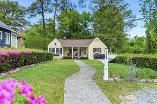 1905 Grace Street, Wilmington, NC 28405 – photo 4: 01front2