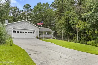 256 S Creek Drive, Jacksonville, NC 28540 – photo 2: 02-20