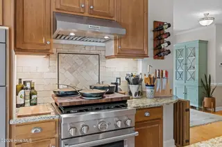 108 Blue Heron Court, Beaufort, NC 28516 — 3-bedroom home in Sea Gate, Beaufort, NC, photo 15 of 70: 23-web-or-mls-1S3A3790