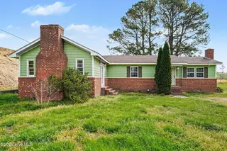 510 W Main Street, Selma, NC 27576 – photo 2: 002_file_5860