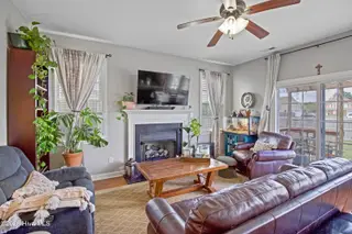 306 Brunswick Drive, Jacksonville, NC 28546 – photo 7: IMG_9391