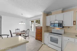 1041 Palm Court SW, Calabash, NC 28467 — 3-bedroom manufactured home in Village At Calabash, Calabash, NC, photo 14 of 58: 32-web-or-mls-BTS02666