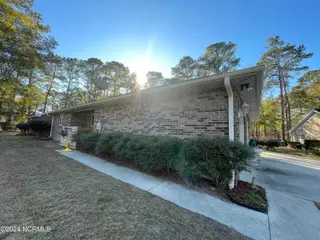 7 Putter Place, Carolina Shores, NC 28467 — 3-bedroom home in Carolina Shores, Carolina Shores, NC, photo 9 of 26: IMG_4908