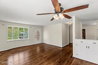 502 Jarman Street, Jacksonville, NC 28540 – photo 4