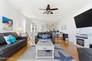 1418 Bowfin Lane Unit 2, Carolina Beach, NC 28428 – photo 10: 37-web-or-mls-DSC02735