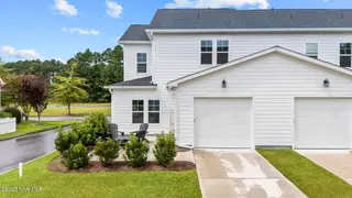 3907 Reunion Pointe Lane, New Bern, NC 28562 – photo 9: 7-web-or-mls-DJI_20250820141656_0001_D