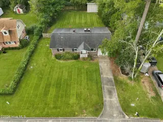 811 Little John Avenue, Jacksonville, NC 28546 — 3-bedroom home in Sherwood Forest, Jacksonville, NC, photo 23 of 24: Aerial View - Front