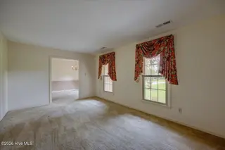 4904 Hillandale Road, Trent Woods, NC 28562 – photo 5: Living Room