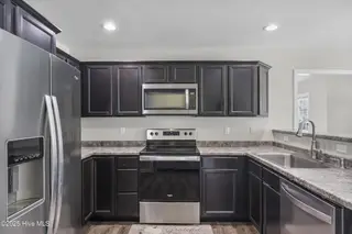 278 Blue Creek Farms Drive, Jacksonville, NC 28540 – photo 19: 18_kitchen
