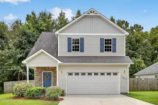 2022 W T Whitehead Drive, Jacksonville, NC 28546 – photo 1: Front