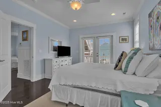 4325 E Pelican Drive, Oak Island, NC 28465 – photo 23: 4325 E Pelican pic22