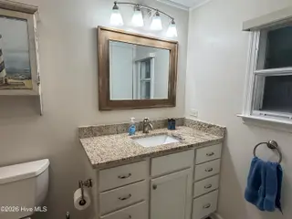 9230 Bonaparte Drive SW, Calabash, NC 28467 — 2-bedroom manufactured home in Bonaparte Retreat, Calabash, NC, photo 7 of 24