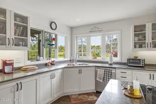 105 Laurel Court, Pine Knoll Shores, NC 28512 – photo 24: Kitchen