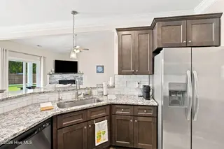 7189 Old Stump Drive SE, Leland, NC 28451 — 4-bedroom home in Cypress Bay, Leland, NC, photo 9 of 49