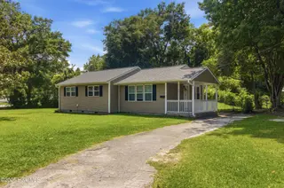 501 Henderson Drive, Jacksonville, NC 28540 – photo 7