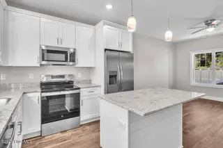 2286 Barnacle Drive SW, Supply, NC 28462 — 1-bedroom home in Sea Castles, Supply, NC, photo 13 of 56