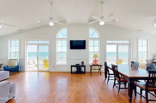 39 Porpoise Place, North Topsail Beach, NC 28460 – photo 21: 39 Porpoise Place - Interior - Edited_48