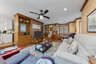 205 W Hedgelawn Way, Southern Pines, NC 28387 – photo 15: h28