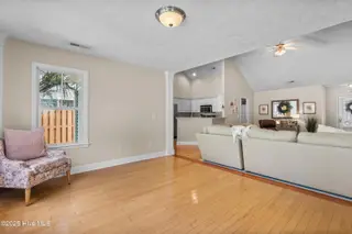 513 Catamaran Drive, Wilmington, NC 28412 – photo 16: 18_family room
