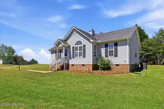 200 Amber Lane, Willow Spring, NC 27592 – photo 2: 02-200 Amber Ln-2