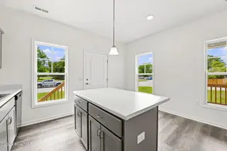 700 N Grace Avenue, New Bern, NC 28562 – photo 21: 21-web-or-mls-DSC_0326 - edited