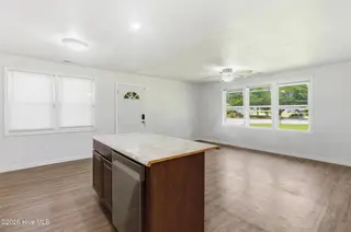 501 Henderson Drive, Jacksonville, NC 28540 – photo 16