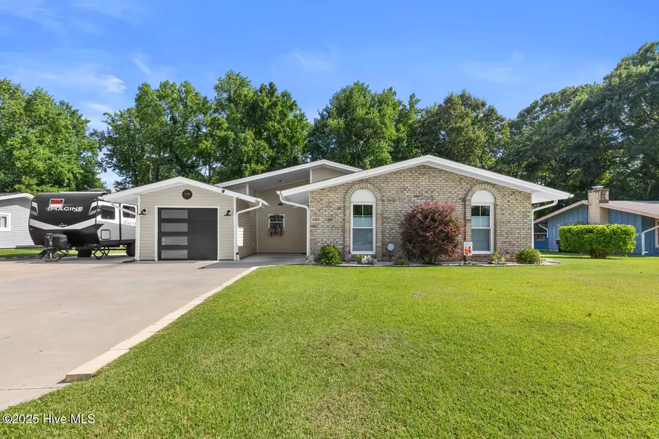 415 Shamrock Drive, Jacksonville, NC 28540 – photo 1 of 1: shamrock-2