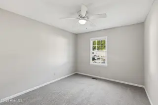 338 Haven Drive S6, Greenville, NC 27834 – photo 16: 892a3632