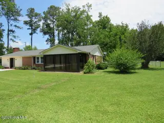 9424 Nc 210 Highway, Rocky Point, NC 28457 — 3-bedroom home, Rocky Point, NC, photo 2 of 30