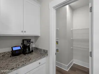 325 Hammock Bay Way Lot 17, Hubert, NC 28539 – photo 11: SurfsideLanding2083kitDRHL33A7-016-017-1