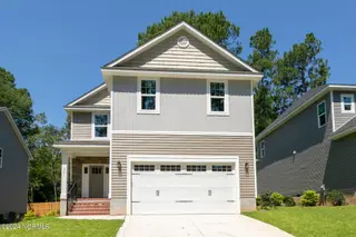 519 N Sycamore Street, Aberdeen, NC 28315 – photo 1: front1