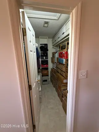 318 Hidden Valley Road, Wilmington, NC 28409 – photo 10: Master Closet