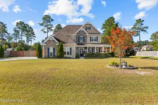 715 Southernwood Place, Hubert, NC 28539 — 4-bedroom home in Peyton's Ridge, Hubert, NC, photo 3 of 68