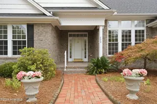 209 Longleaf Drive, West End, NC 27376 – photo 4: 43-web-or-mls-DSC00548-2 - edited