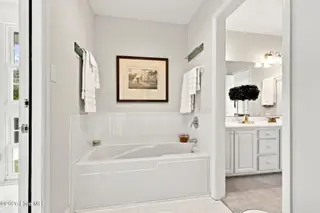 403 Emerald Landing Drive, Emerald Isle, NC 28594 – photo 20: 13-web-or-mls-1S3A9099_edit