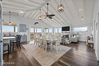 1207 S Topsail Drive, Surf City, NC 28445 – photo 23: 42-web-or-mls-_RAD4316