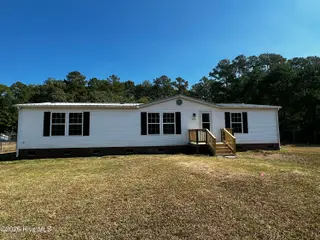 350 Hinson Lane, Richlands, NC 28574 — 3-bedroom manufactured home in Danny Baysden, Richlands, NC, photo 1 of 8: IMG_2932