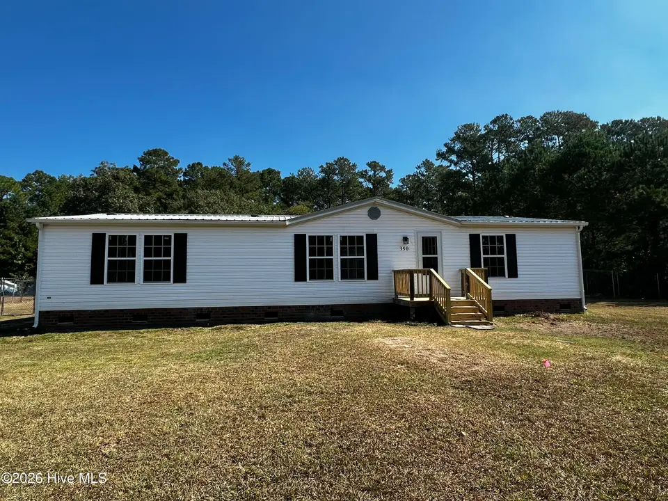 350 Hinson Lane, Richlands, NC 28574 — 3-bedroom manufactured home in Danny Baysden, Richlands, NC, photo 1 of 8: IMG_2932