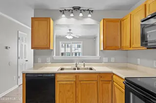 27 E Doris Avenue 107, Jacksonville, NC 28540 – photo 16