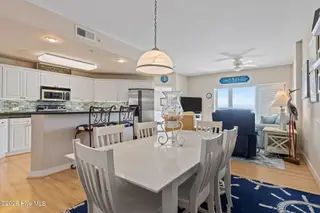100 Olde Towne Yacht Club Drive 507, Beaufort, NC 28516 – photo 13: Dining & Kitchen