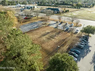 1840 W Arlington Boulevard 2c, Greenville, NC 27834 – photo 13: 13-web-or-mls-DJI_0705