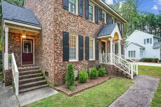 2108 Burnside Drive NW, Wilson, NC 27896 — 3-bedroom home in Woodridge, Wilson, NC, photo 5 of 42: 05-2108 Burnside Dr NW-5