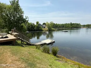 415 Antioch Lakes Road, New Bern, NC 28560 – photo 4: 04_beyc69f61b0458bdb