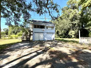 306 Sherwood Road, Jacksonville, NC 28540 – photo 2: 5a0268c4-ca8d-47ce-9b87-aa59efde61ff