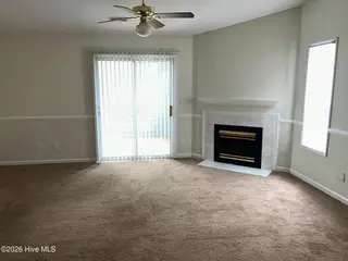 116 Breezewood Drive H, Greenville, NC 27858 – photo 2: IMG_6138