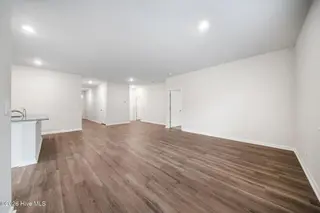 1305 Clendon Circle, Leland, NC 28451 – photo 10: 9-web-or-mls-GI - 1305 Clendon Cir - Lis