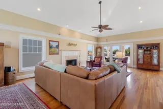 255 Gatsey Lane, Beaufort, NC 28516 — 3-bedroom home in Stanton Landing, Beaufort, NC, photo 6 of 53: Living room