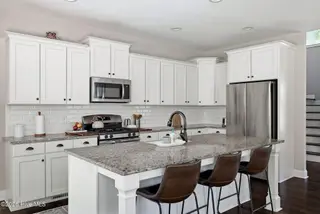 60 Cardinal Drive, Whispering Pines, NC 28327 – photo 11: 12_DSC04338